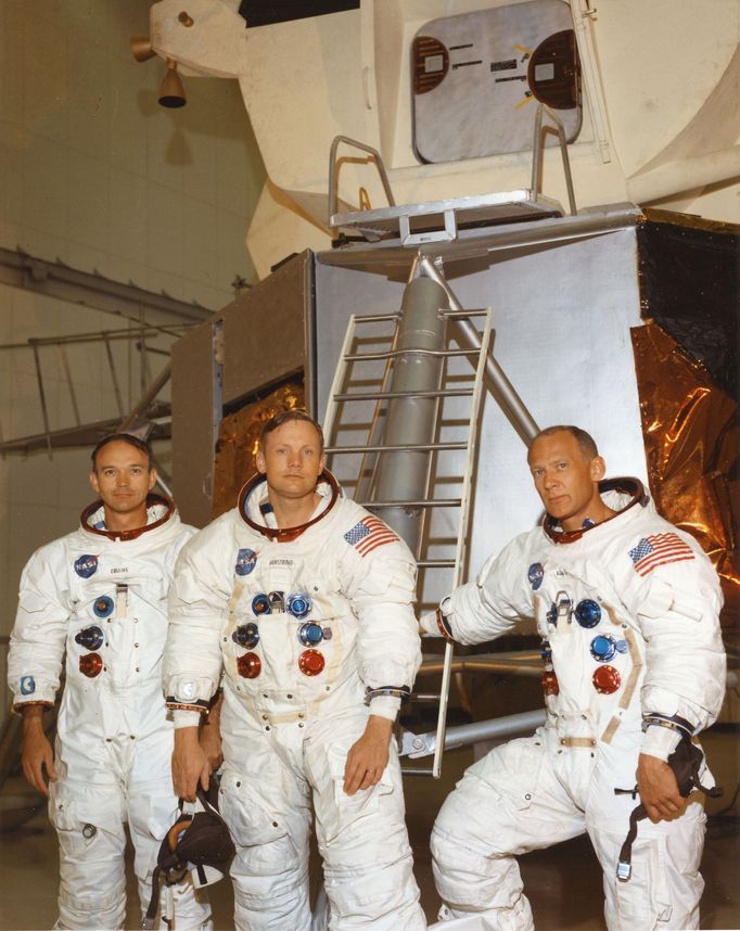 Americká vesmírná mise Apollo 11 v roce 1969, v rámci které lidstvo poprvé vkročilo na půdu Měsíce.