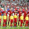 Český tým zpívá hymnu před utkáním skupiny A s Polskem na Euru 2012