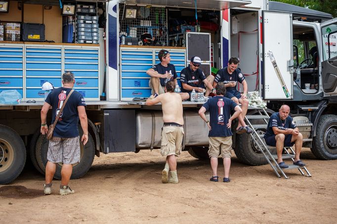 Rallye Dakar 2017 - zákulisí Buggyry