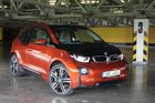 Foto: Elektromobily BMW i3 a Volkswagen e-up! v testu