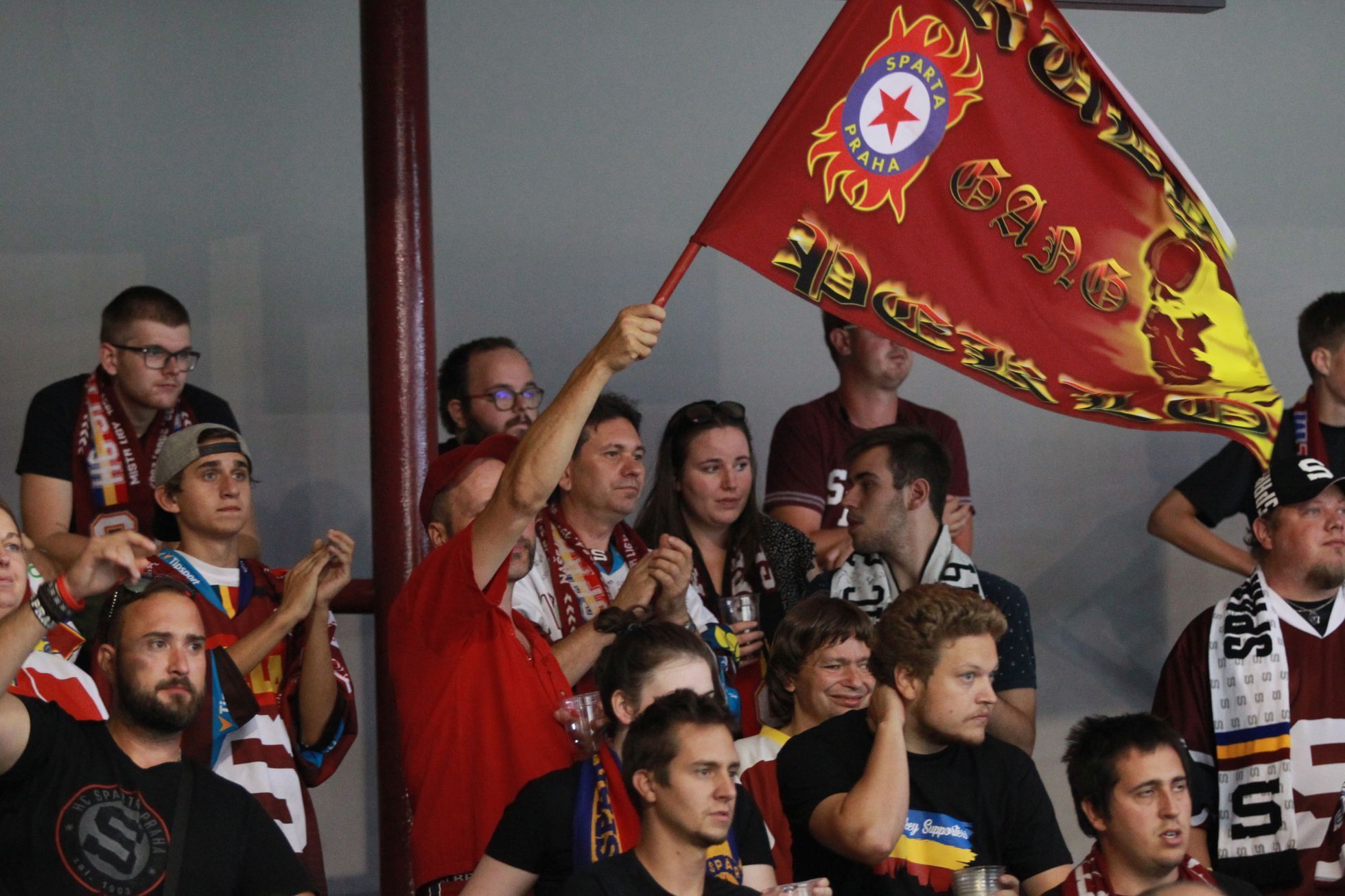 Sparta - Slavia, hokejová příprava 2022: Fanoušci Sparty