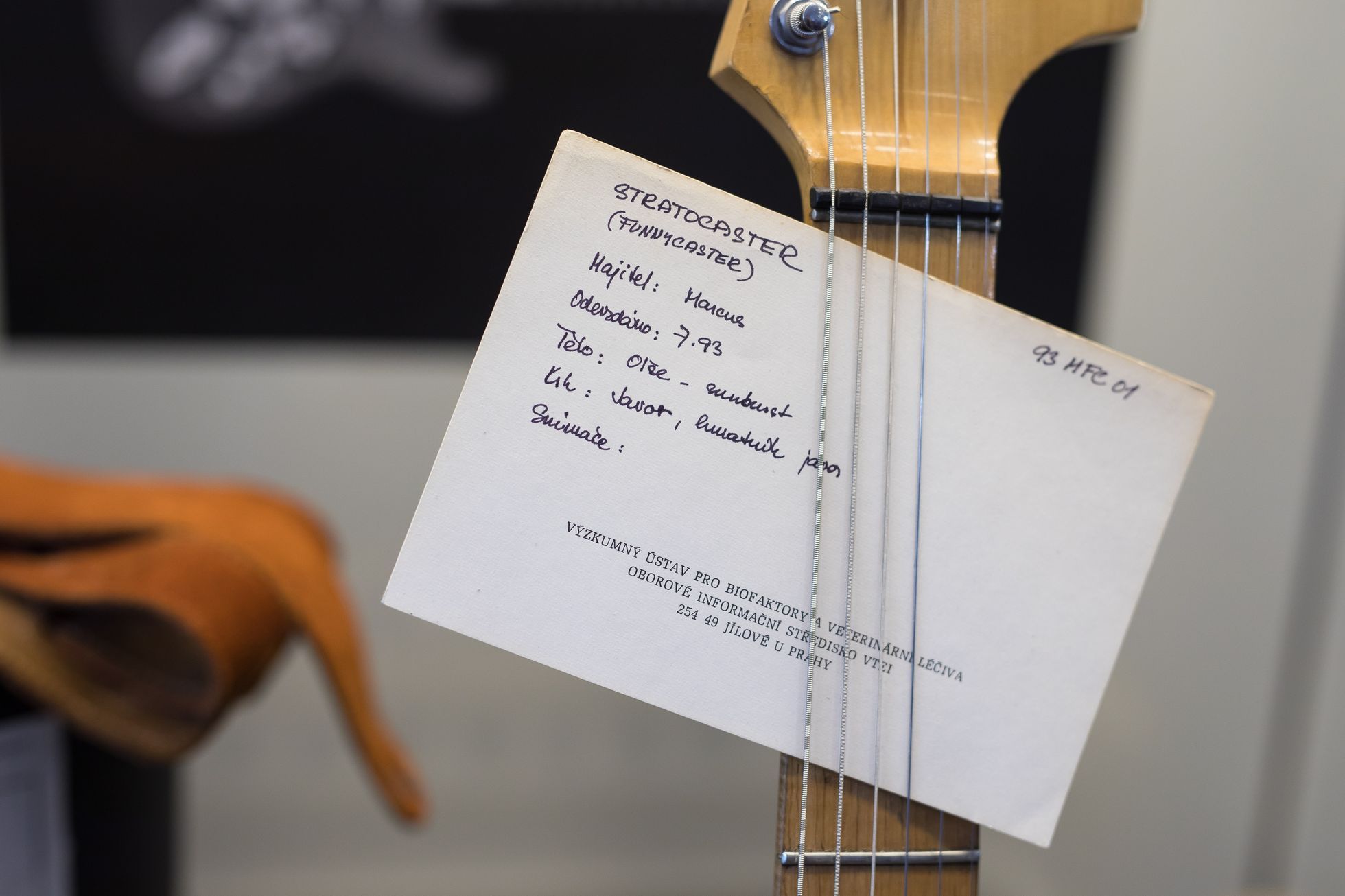 Výstava kytar Petera Jurkoviče, Regionální muzeum Jílové u Prahy