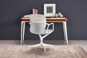 Legendy z kanceláře. Židle Herman Miller ovlivnily svět designu. K vidění budou na veletrhu