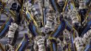 Revellers of the Salgueiro samba school participate on the first night of the annual carnival parade in Rio de Janeiro's Sambadrome, February 10, 2013. REUTERS/Ricardo Moraes (BRAZIL - Tags: SOCIETY) Published: Úno. 11, 2013, 2:36 dop.