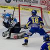 Hokej, extraliga, Zlín - Plzeň: Čajánek (16) - Mazanec