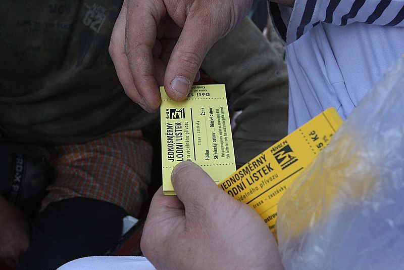 Pražské přívozy na Vltavě