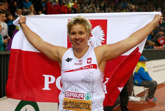 Wlodarczyk of Poland celebrates after winning the women's hammer throw final during European Athletics Championships in Zurich