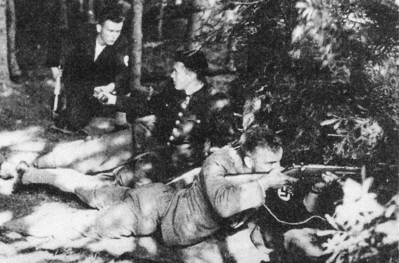 Fotogalerie / Vyhnání Čechů z pohraničí v roce 1938 / Wiki / 42