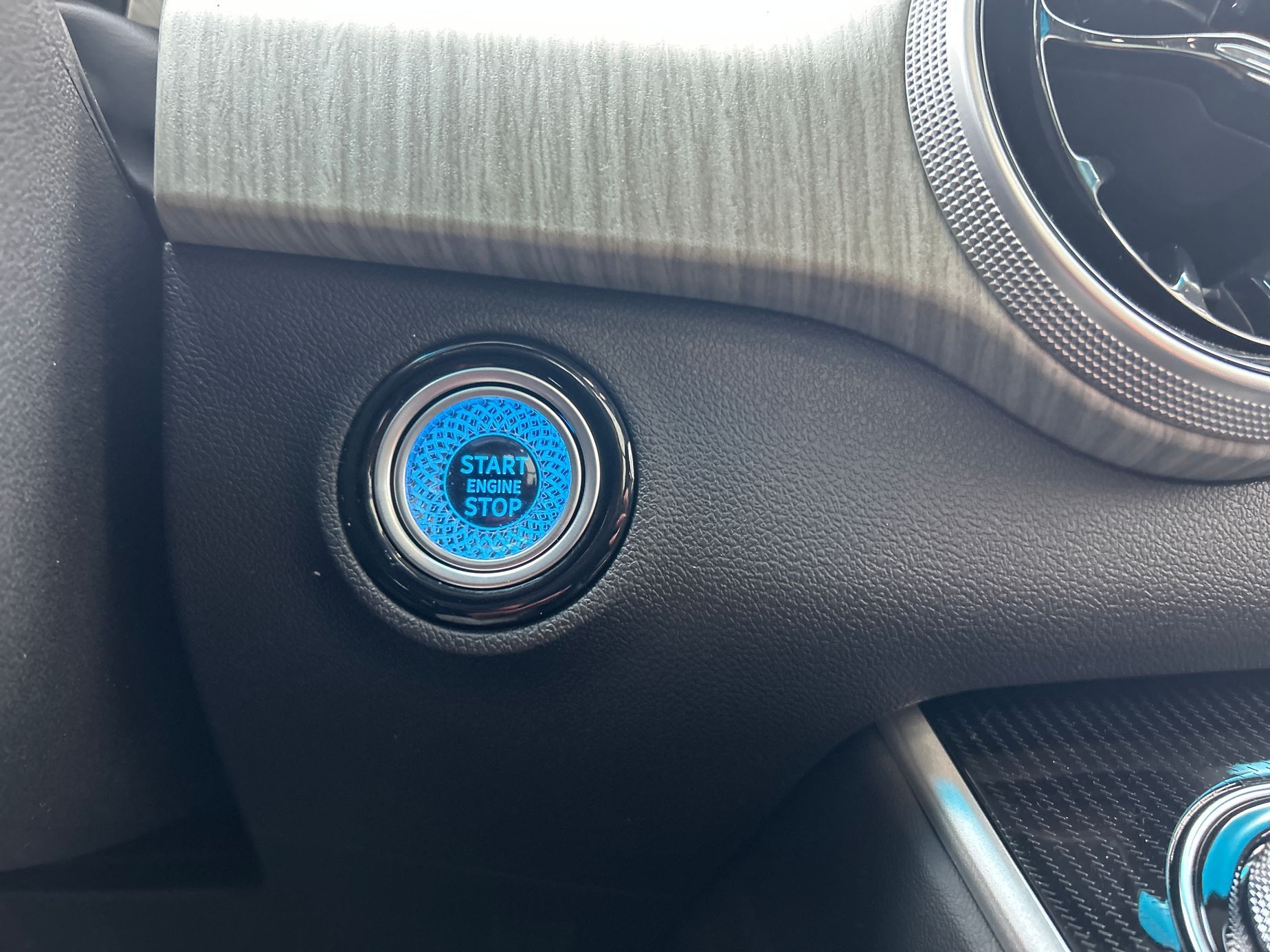 Dongfeng U-Tour hybrid