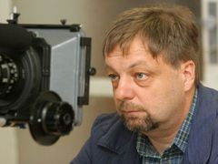 Milan Šteidler si vyzkoušel roli učitele v novém snímku Tomáše Vorla Gympl