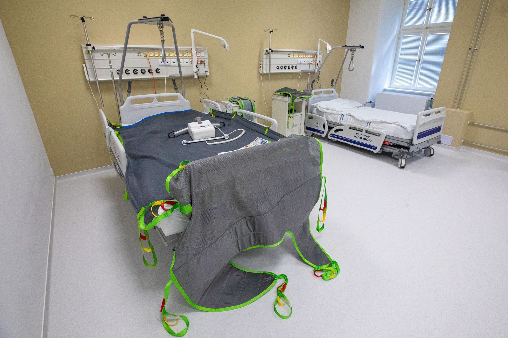 Otevření nové jednotky intenzivní metabolické péče pro pacienty s těžkou obezitou, interní klinika, Všeobecná fakultní nemocnice v Praze