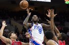 Basketbalisté Philadelphie vyrovnali rekordní šňůru porážek v NBA