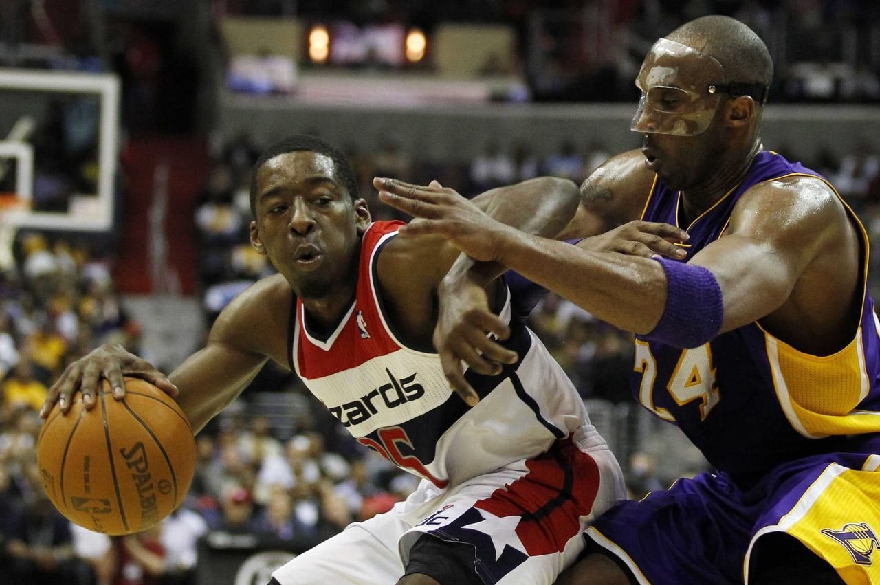 Washington - LA Lakers (Kobe Bryant, Trevor Booker )