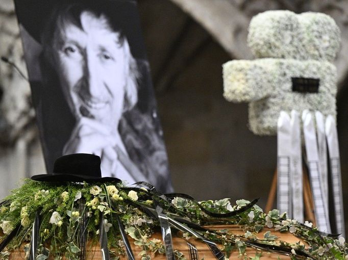 Pohřeb Juraje Jakubiska, Praha.