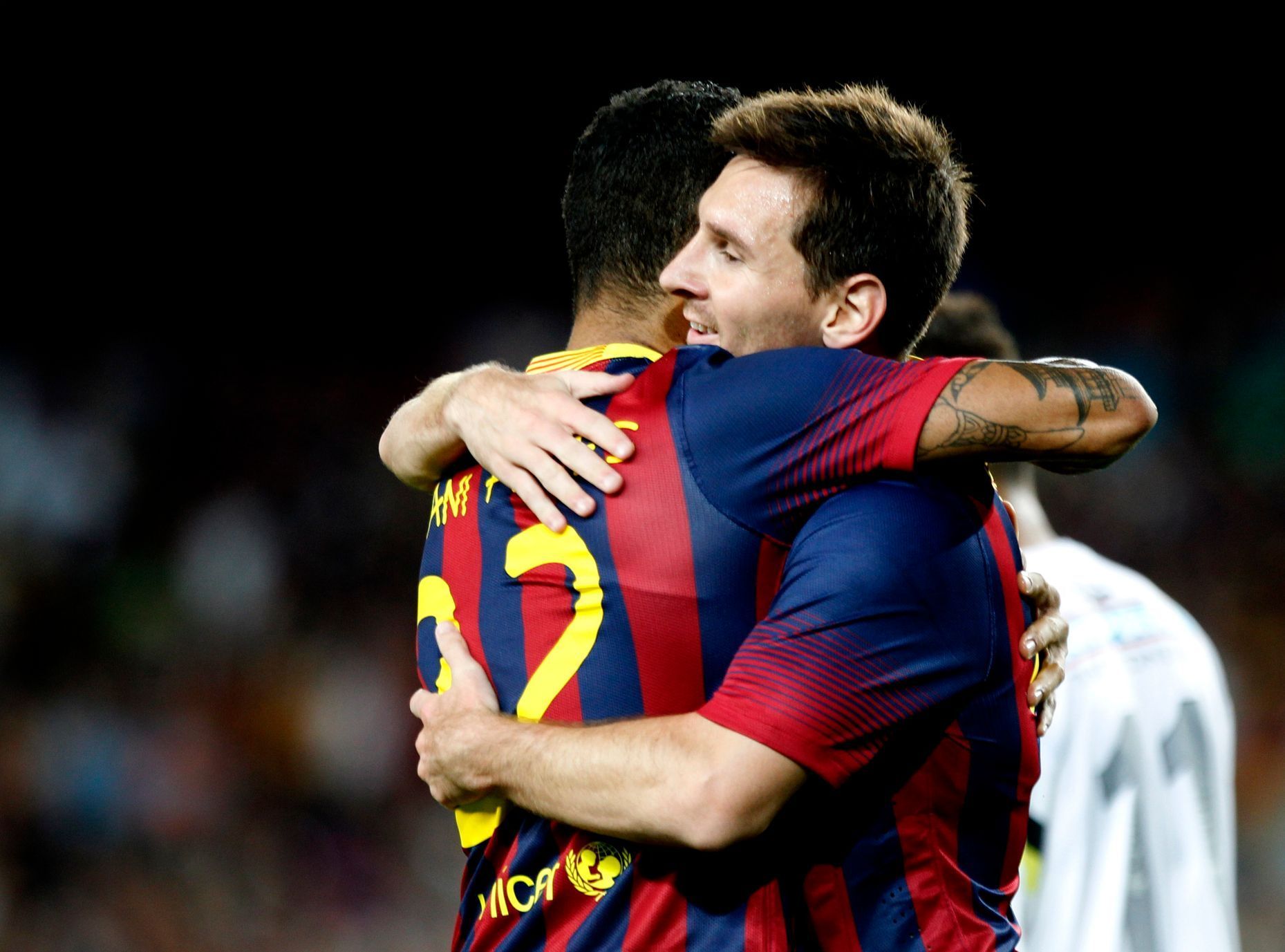 Fotbal, Barcelona - Santos: Dani Alves a Lionel Messi