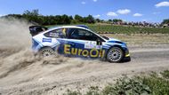 Nejlépe si s pekelnou výhní v kokpitu poradil Václav Pech ve Ford Focus RS WRC, který v Hustopečích oslavil čtvrtý triumf.