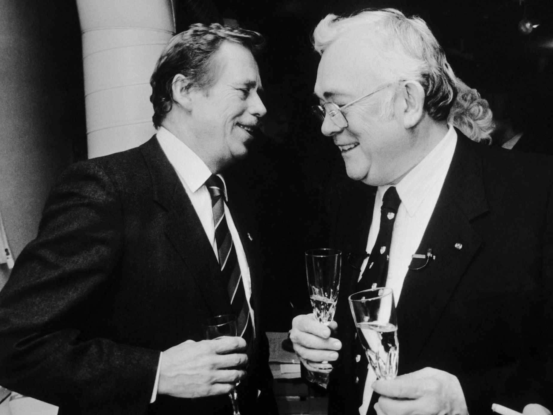Josef Škvorecký, Václav Havel, 1990