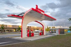 Po 60 letech končí název Benzina. Největší síť čerpacích stanic se změní na Orlen