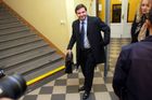 Exministr Březina dostal podmínku za podvod v DPP