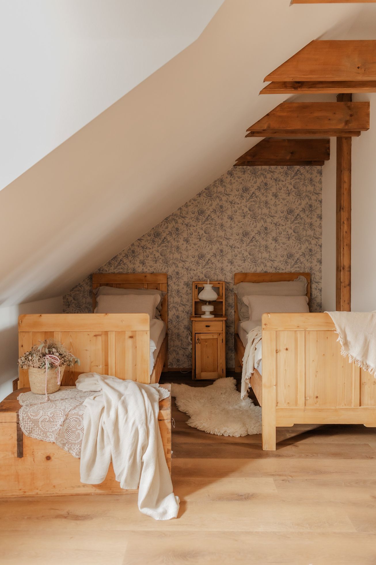 domeček v chaloupkách, dům, rekonstrukce, vesnice, stavení, ateliér, apartmán