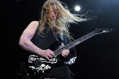 Zemřel kytarista kapely Slayer Jeff Hanneman