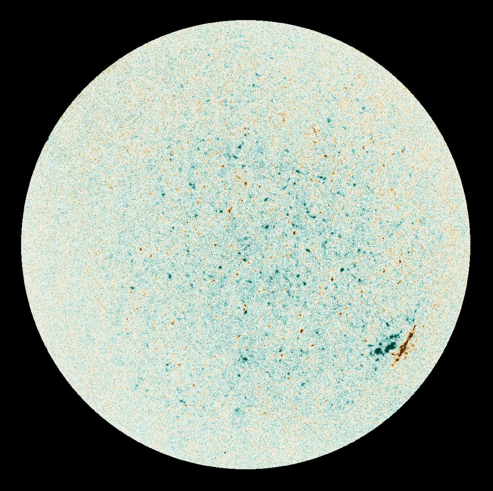 sonda solar orbiter snímky slunce erupce táborové ohně