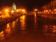 Koryto řeky Moravy v centru Olomuce.