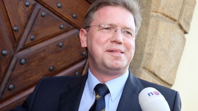 Štefan Füle možná v budoucí vládě slízne smetanu pro ministra pro Evropu.