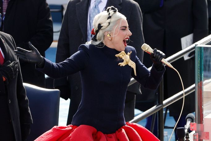 Lady Gaga na inauguraci Joea Bidena.