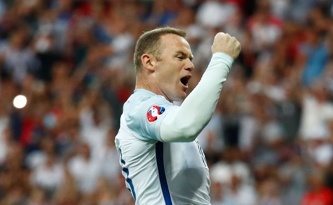 Euro 2016, Anglie-Island: Wayne Rooney slaví gól na 1:0