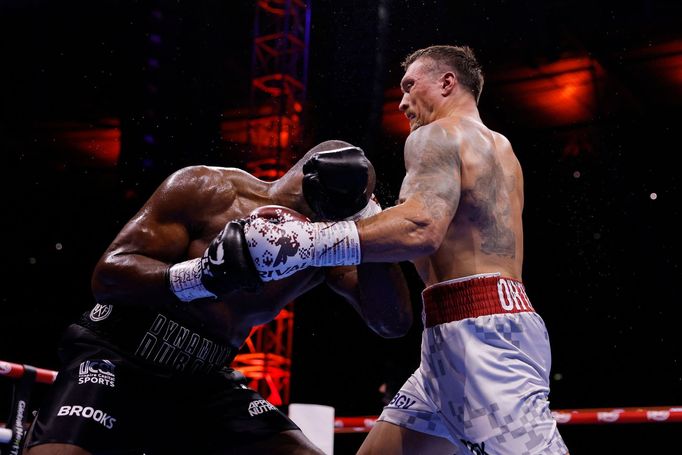 Olexander Usyk versus Daniel Dubois