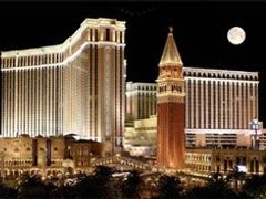Kasino The Venetian patří společnosti Sands Las Vegas, díky které obsadil Sheldon Adelson třetí příčku