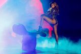Beyoncé se snažila potvrdit slova svého manžela při svém dvacetiminutovém vystoupení.