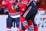 Chicago vyhrálo Stanley Cup i v letech 2010 a 2013, letos se však po dlouhých 77 letech mohlo z vítězství v NHL radovat na domácím ledě.