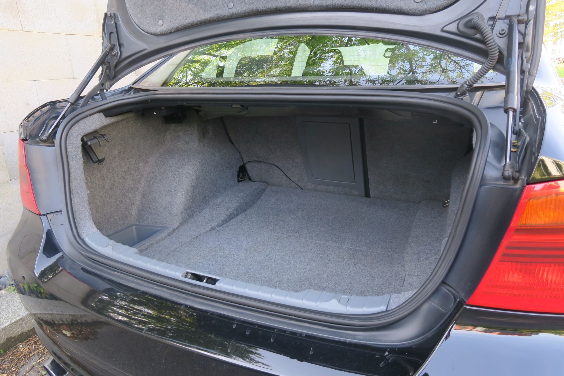 Mercedes C a BMW 3 - srovnání ojetin