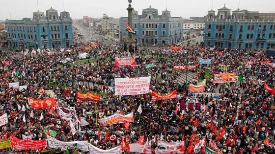 Peru se bouří. Protestuje proti prezidentovi