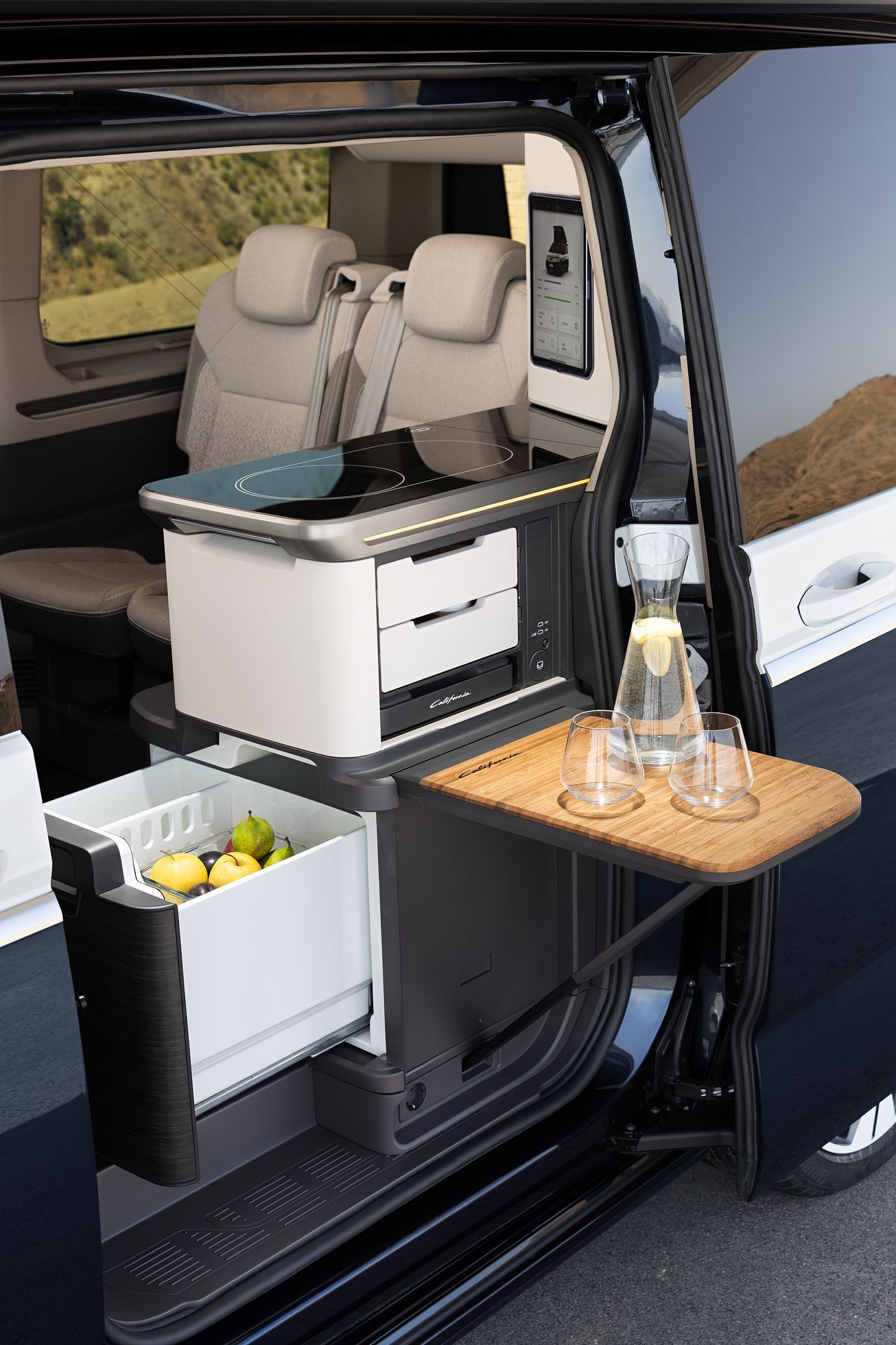 Volkswagen T7 California Concept