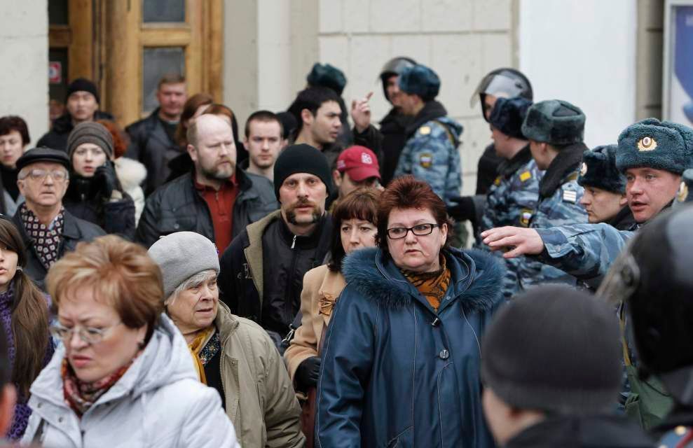 Výbuchy v moskevském metru