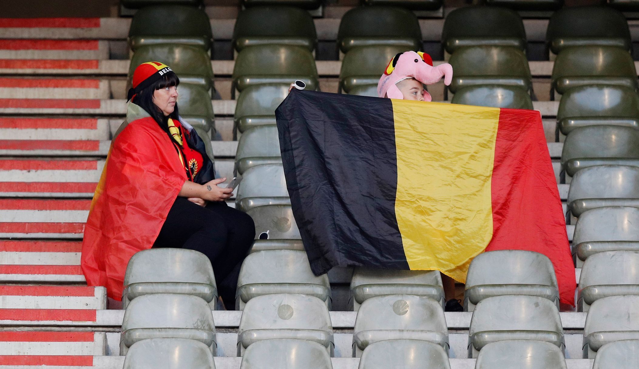 Belgičtí fanoušci před zápase skupiny E kvalifikace MS Belgie - Česko