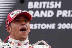 V F1 hoří boj o britskou GP. Zůstane v Silverstone?