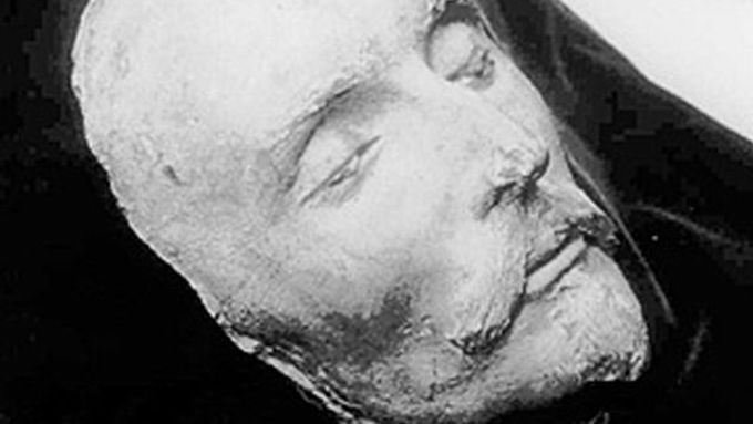 Údajná posmrtná maska Williama Shakespeara.
