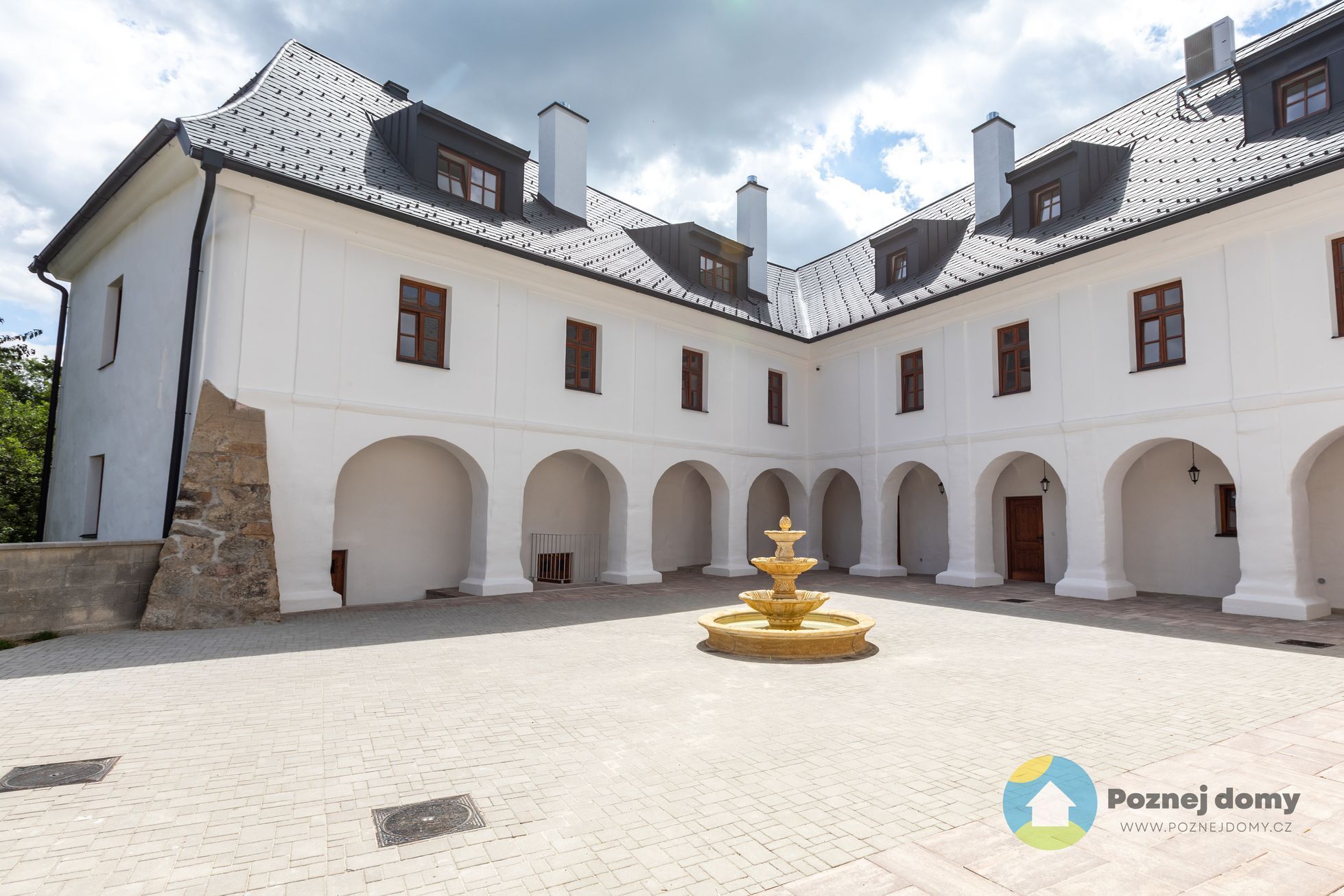 Zámek Nová Včelnice