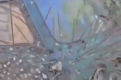 Ruská improvizace, která zase funguje. Po frontě se prohání zježená "obluda"