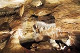 Záběr z Koněpruské jeskyně.