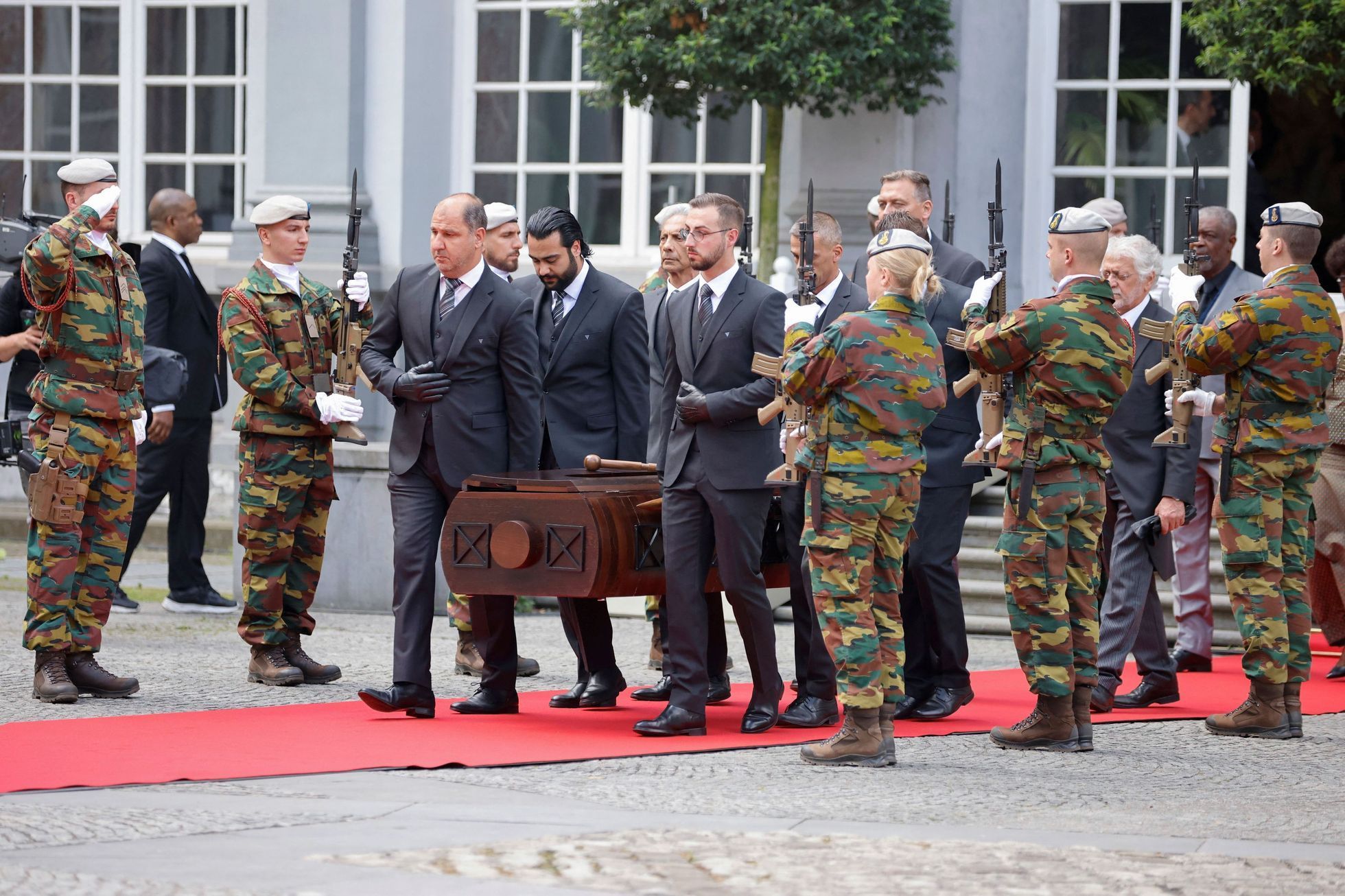 Kongo Belgie umění zub Patrice Lulumby
