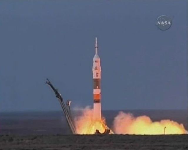 Rusko Kazachtsán Sojuz raketa Malajsie