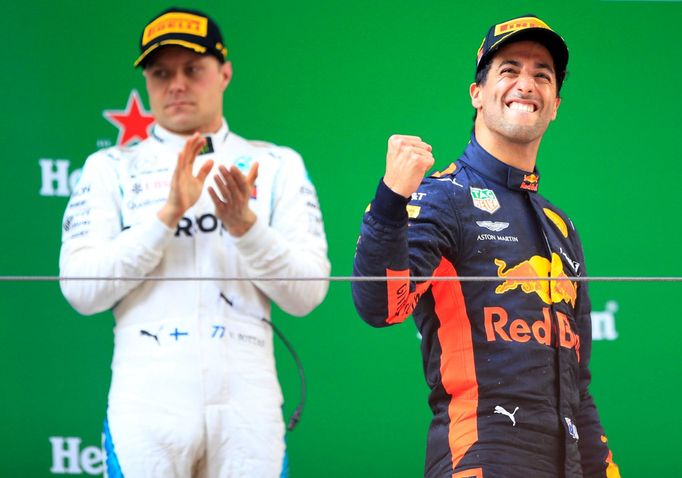 F1 VC Číny 2018: Valtteri Bottas, Mercedes a Daniel Ricciardo, Red Bull