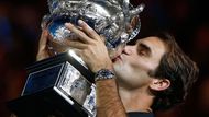 Pětatřicetiletý Federer navázal na prvním grandslamu sezony v Melbourne na výhry z let 2004, 2006, 2007 a 2010. Na turnajích velké čtyřky triumfoval poprvé od Wimbledonu v roce 2012. Španělského rivala porazil ve finále grandslamu teprve potřetí z devíti pokusů.