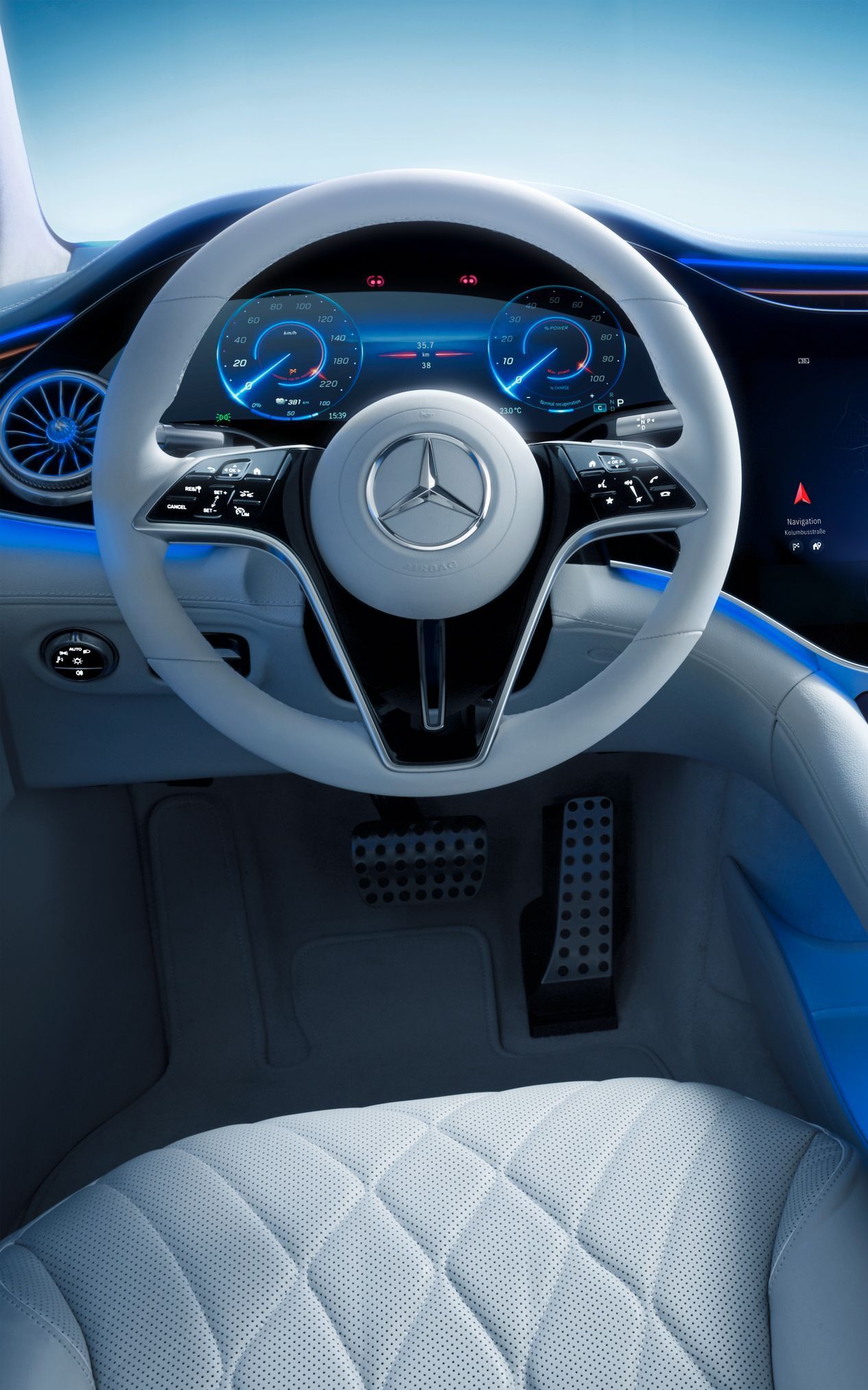 Mercedes-Benz EQS