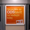 ČSSD - vedlejší kolej - reklama ve vlaku
